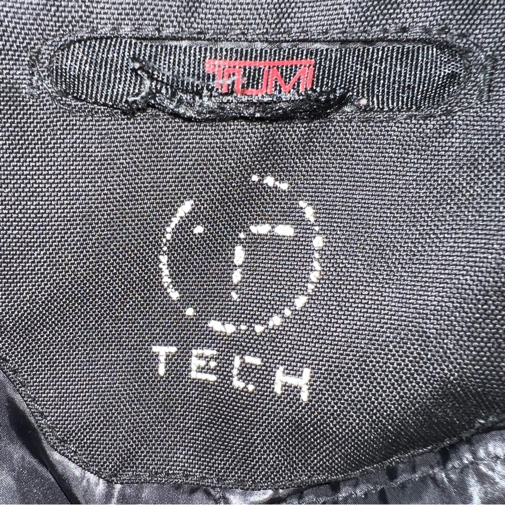 Tumi Men’s Black Insulated Tech Jacket Hidden Hood - Zip & Snap - Size Small - Picture 16 of 17